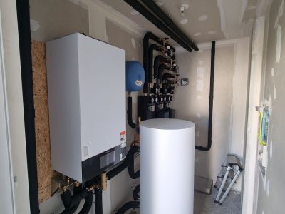 Mise en place d’une pompe a chaleur Viessmann Vitocal 150-A chauffage seul en remplacement de deux chaudières fioul et une chaudière gaz propane 