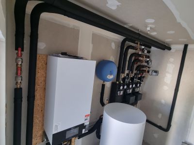 Mise en place d’une pompe a chaleur Viessmann Vitocal 150-A chauffage seul en remplacement de deux chaudières fioul et une chaudière gaz propane 