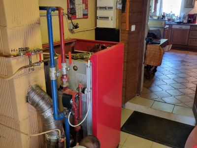 Mise en place d’une pompe a chaleur Viessmann Vitocal 200-s chauffage seul en remplacement d’une chaudière fioul sur Baud 