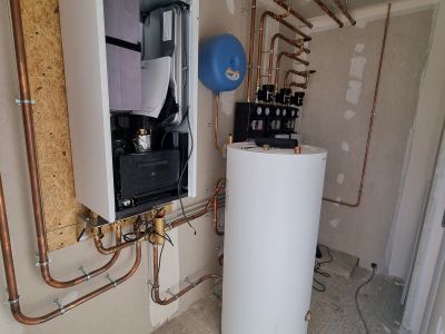 Mise en place d’une pompe a chaleur Viessmann Vitocal 150-A chauffage seul en remplacement de deux chaudières fioul et une chaudière gaz propane 